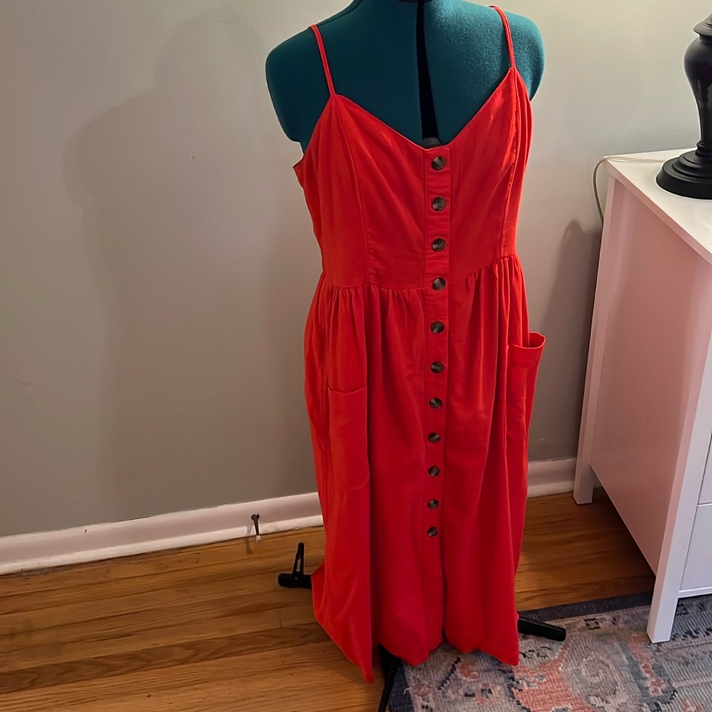 American Eagle casual red dress with pockets and button front.